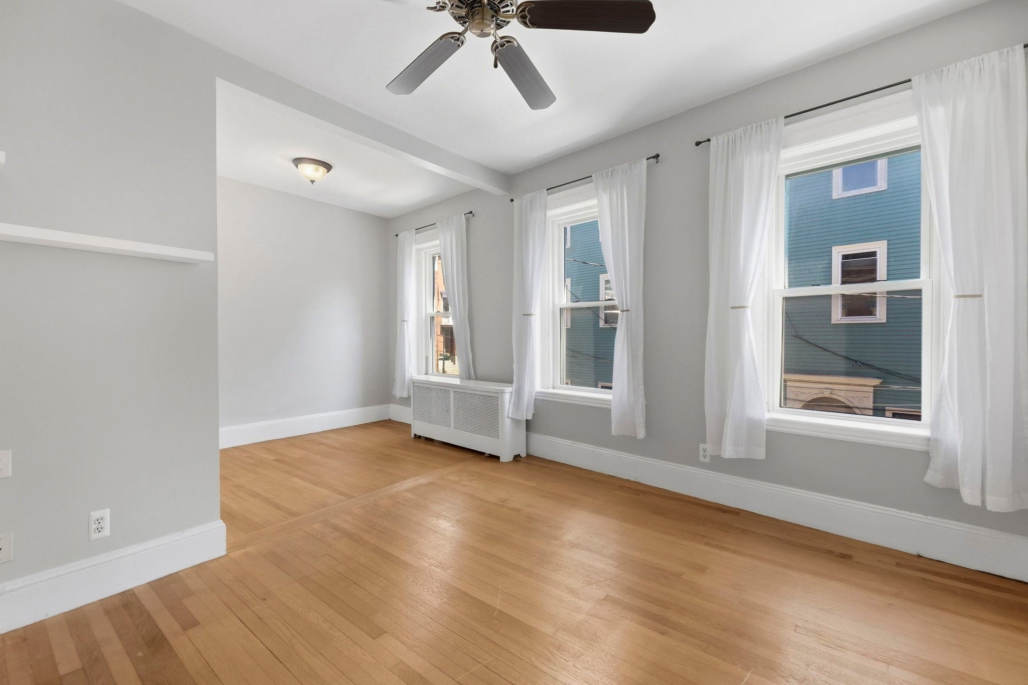 17 Green St #2, Boston, MA, 17 Green St #2, Boston, MA Photo #2