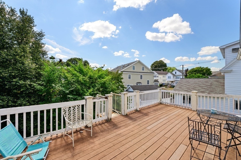 Belmont, Massachusetts 02478, United States, 2 Bedrooms Bedrooms, ,2 BathroomsBathrooms,Residential,Contingent,203589