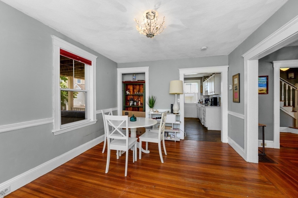 Belmont, Massachusetts 02478, United States, 2 Bedrooms Bedrooms, ,2 BathroomsBathrooms,Residential,Contingent,203589