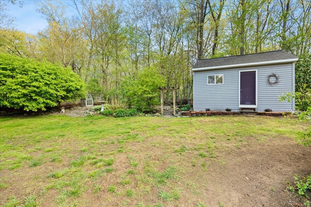 20 Ascension St, Blackstone, MA Photo #7