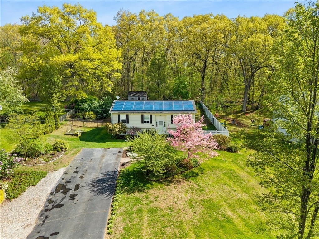 20 Ascension St, Blackstone, MA Photo #3