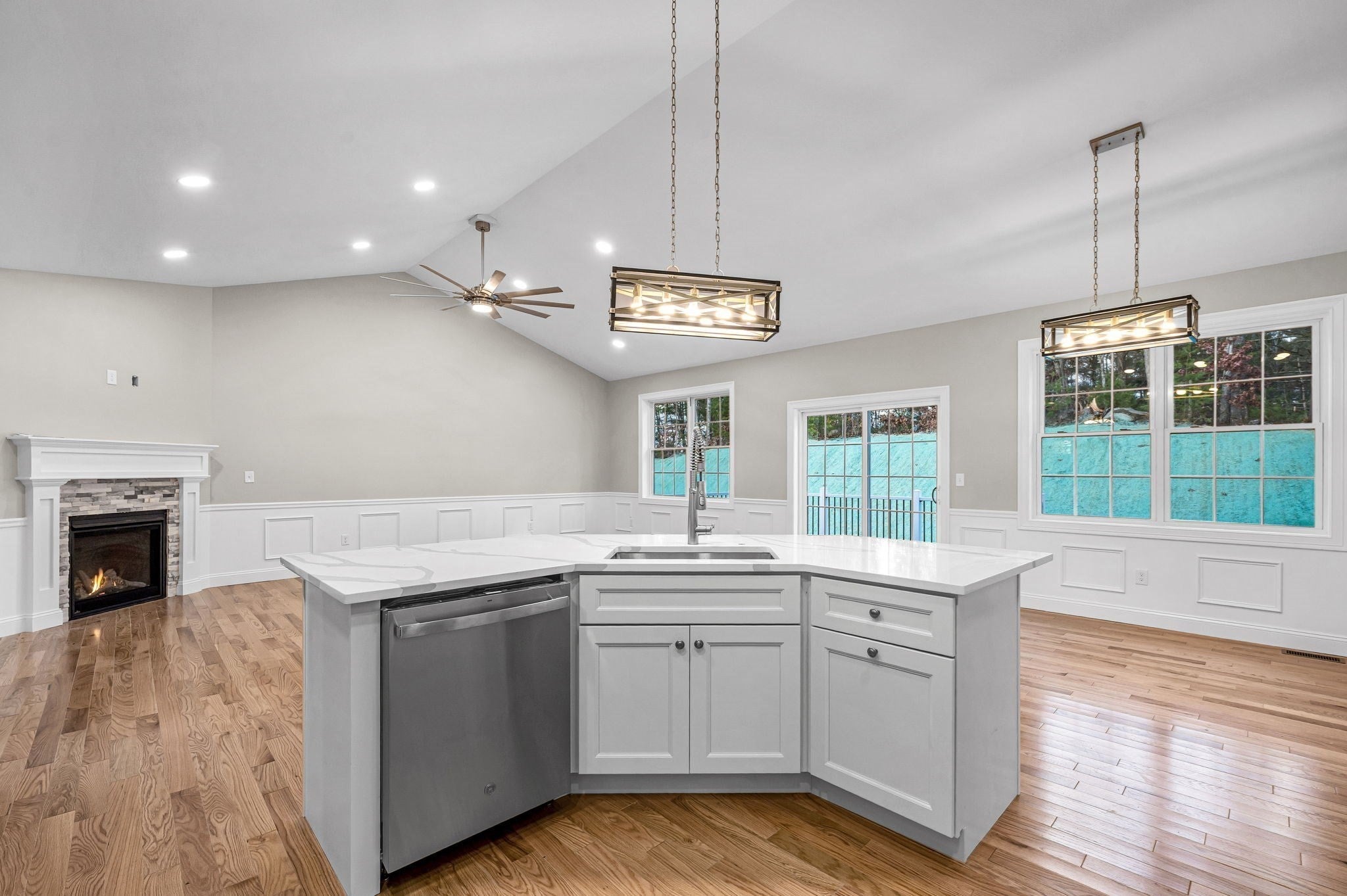 15 High Bluff, Belchertown, MA, 15 High Bluff, Belchertown, MA Photo #17