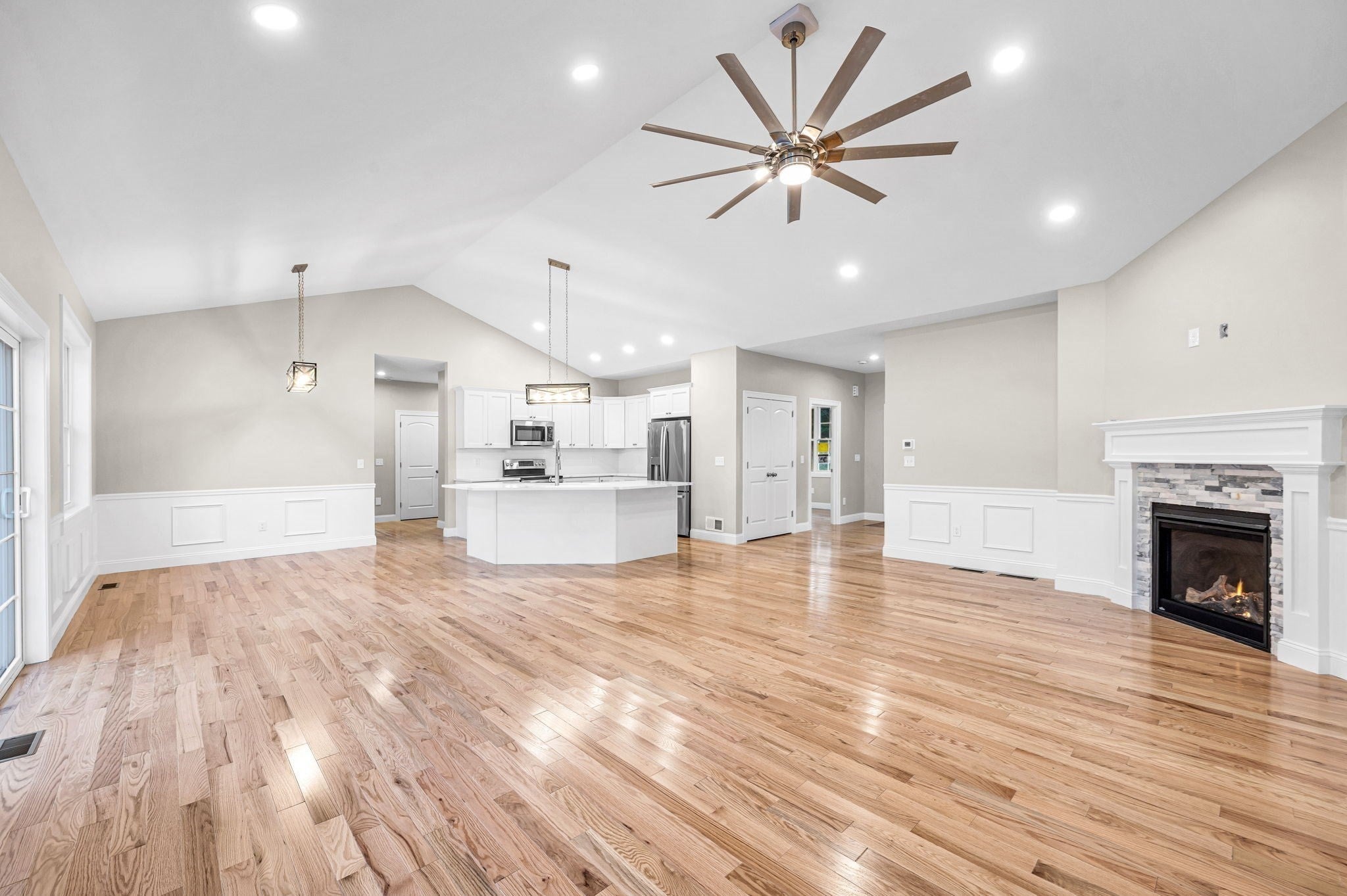 15 High Bluff, Belchertown, MA, 15 High Bluff, Belchertown, MA Photo #13