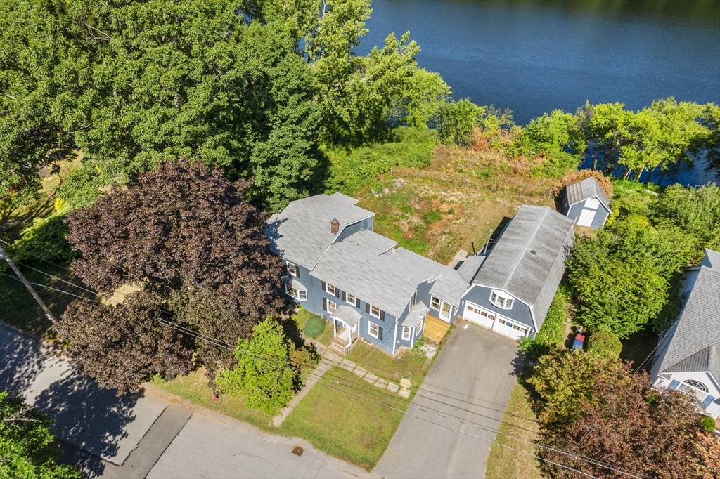 210 River Rd