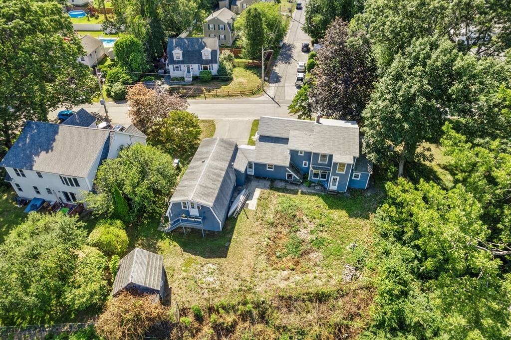 210 River Rd