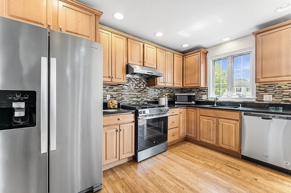 30 Russell St 5