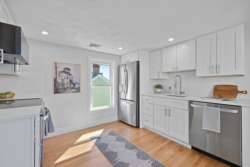 3 Hillside AVE #3, Somerville, MA Photo #6
