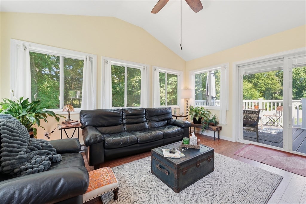 98 Mclean Parkway