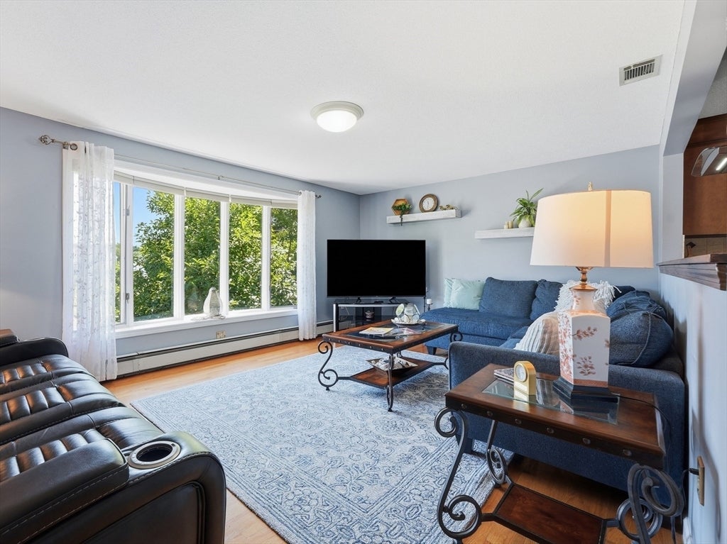 98 Mclean Parkway