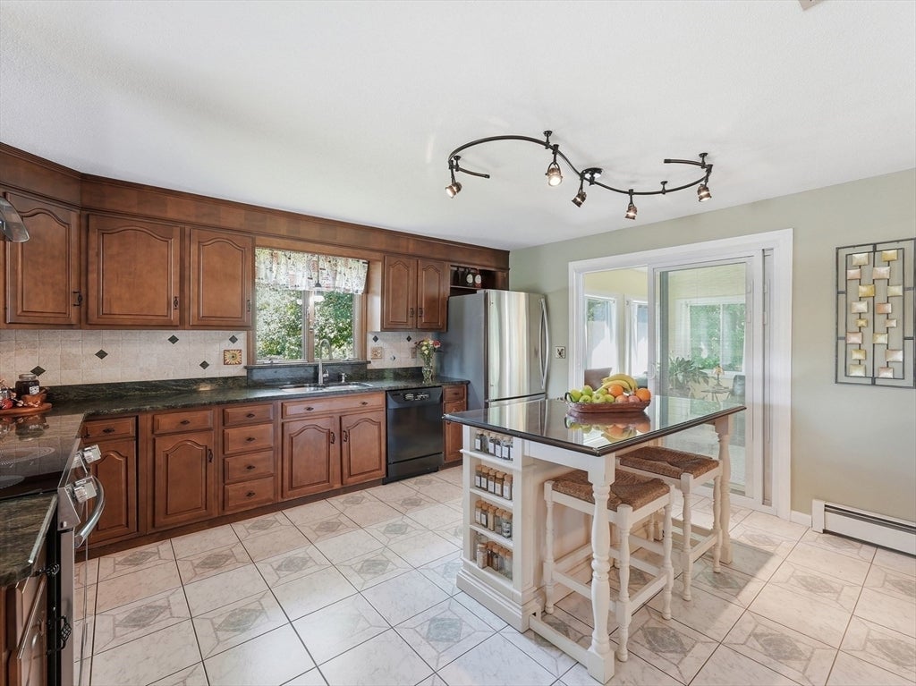 98 Mclean Parkway