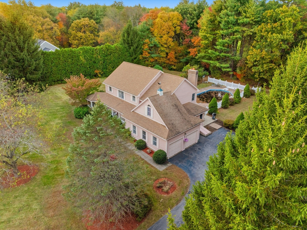 99 Country Club Dr