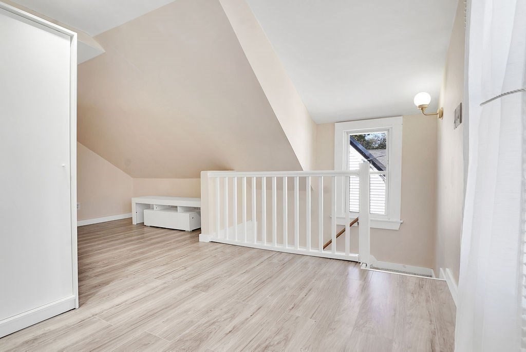 38 Merrimac Ave, Springfield, MA Photo #17