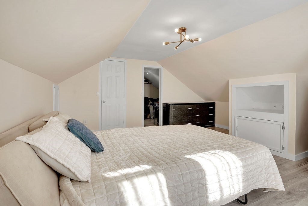 38 Merrimac Ave, Springfield, MA Photo #20