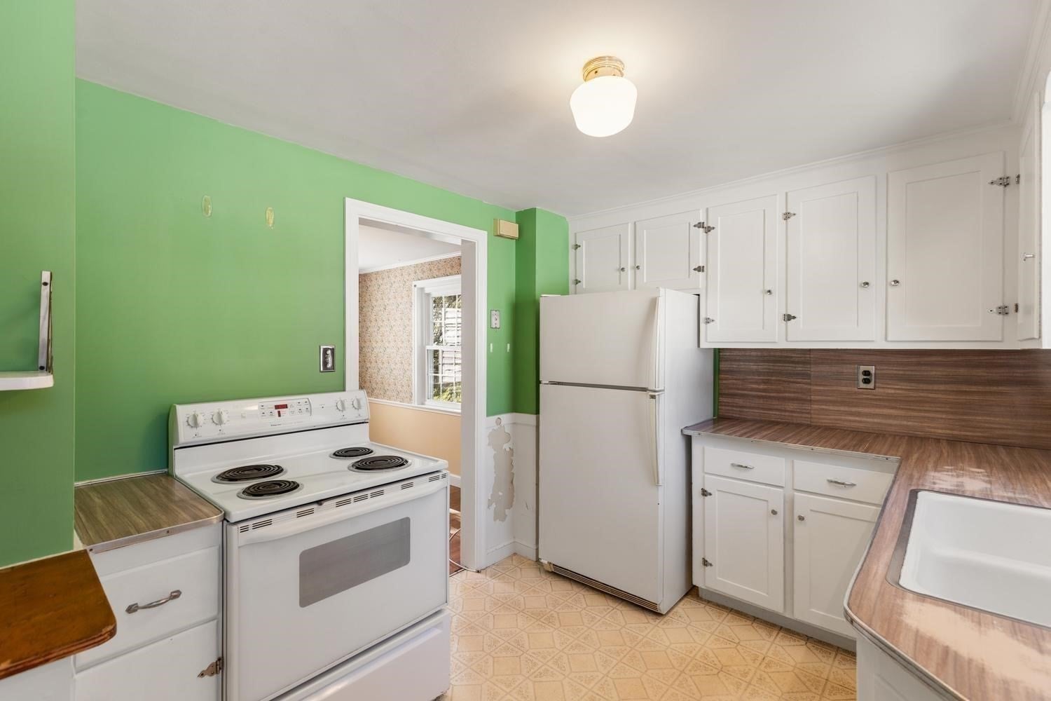 159 Howard Street, Reading, MA Photo #17