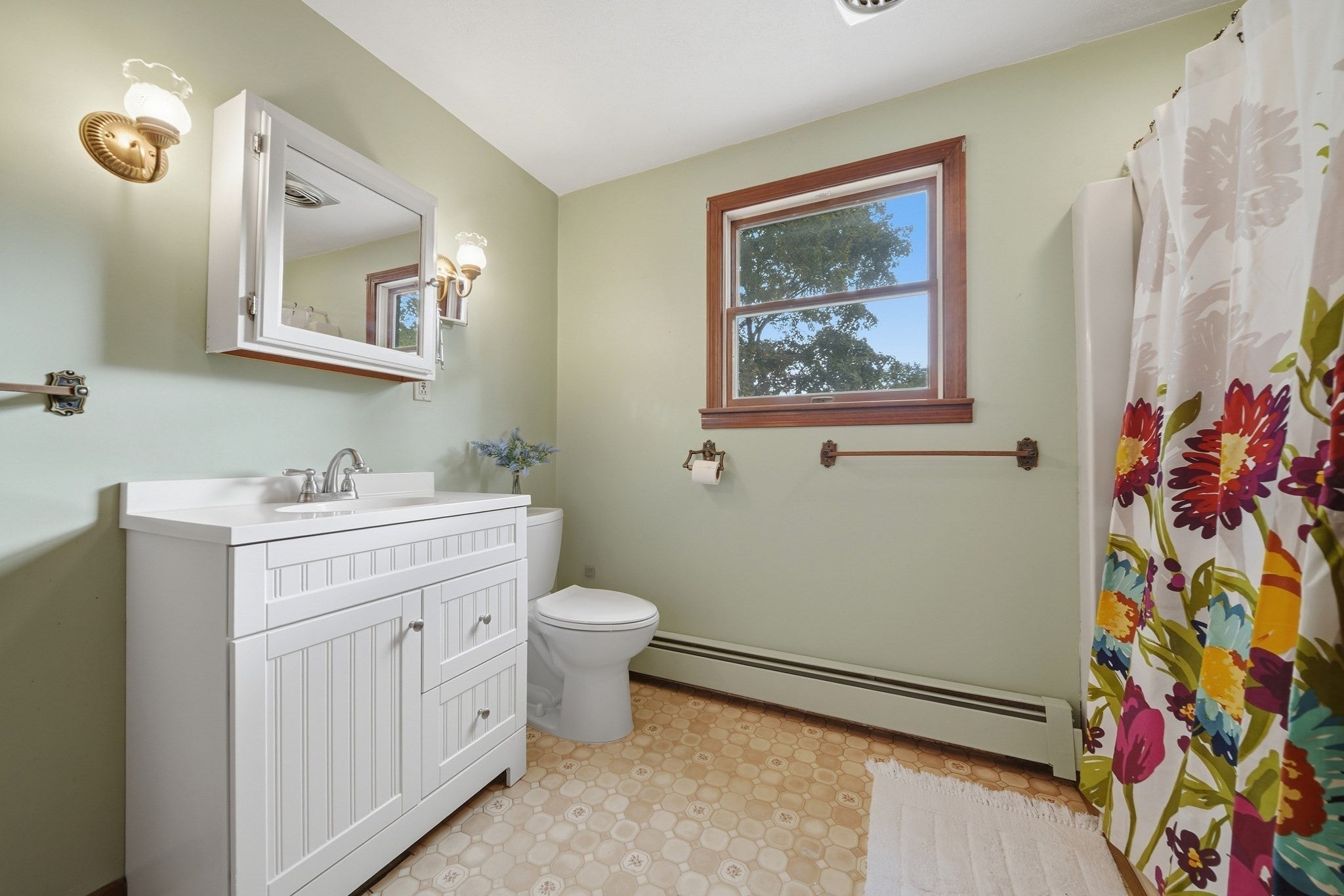 672 Shawsheen St, Tewksbury, MA, 672 Shawsheen St, Tewksbury, MA Photo #24