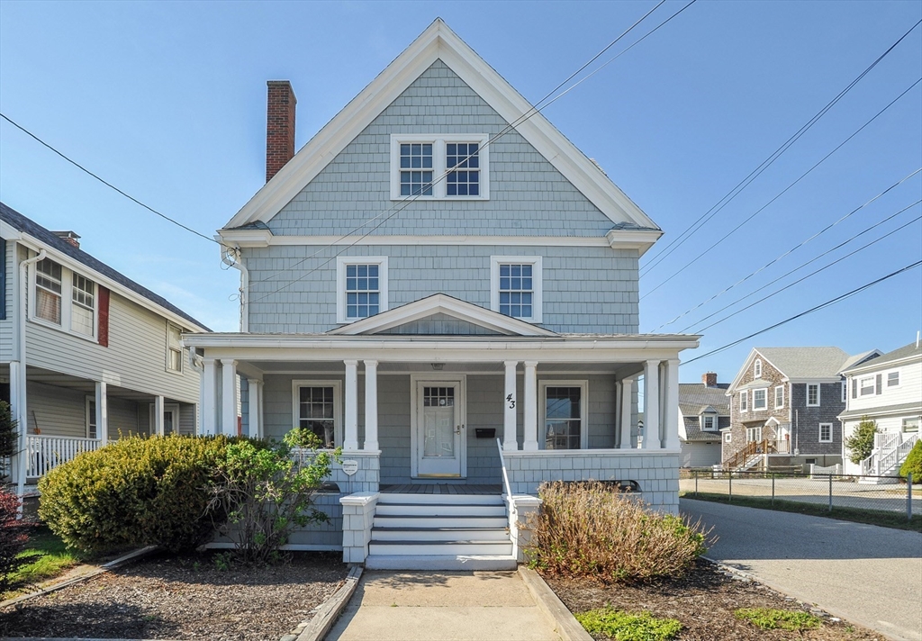 Click for 43 Q St, Hull, MA slideshow