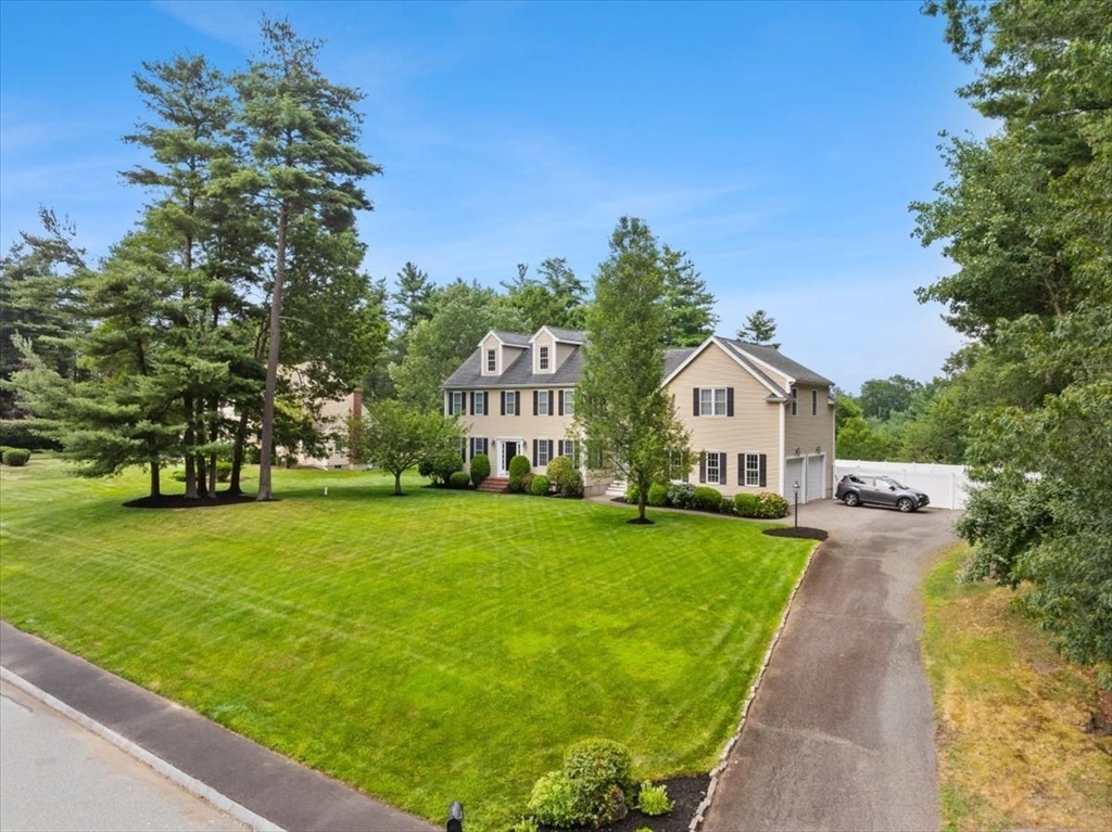 25 Calthrop Dr