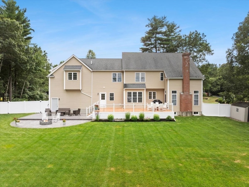 25 Calthrop Dr