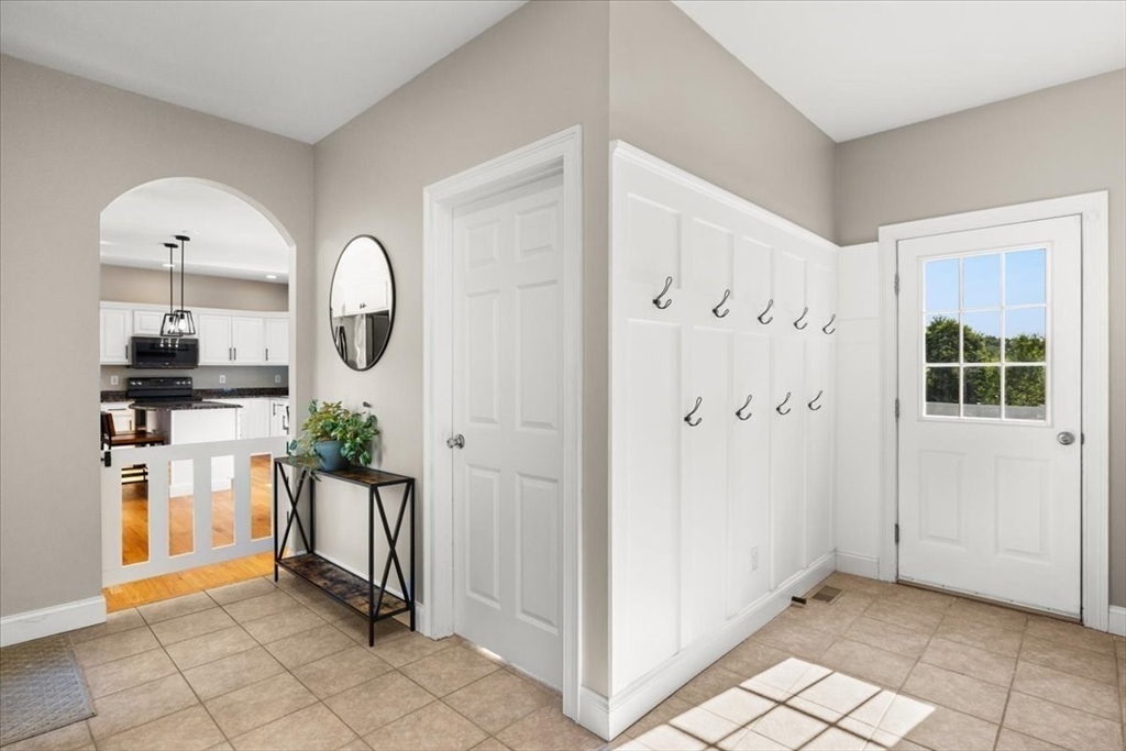 25 Calthrop Dr