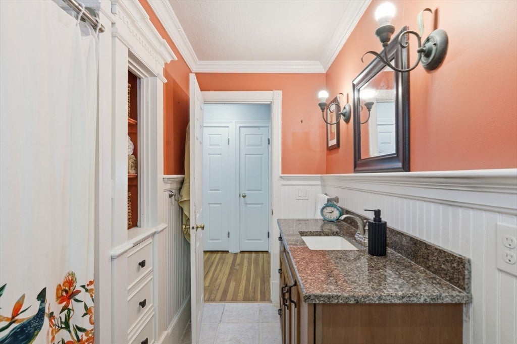 37 Frederickson Ave, Worcester, MA, 37 Frederickson Ave, Worcester, MA Photo #21