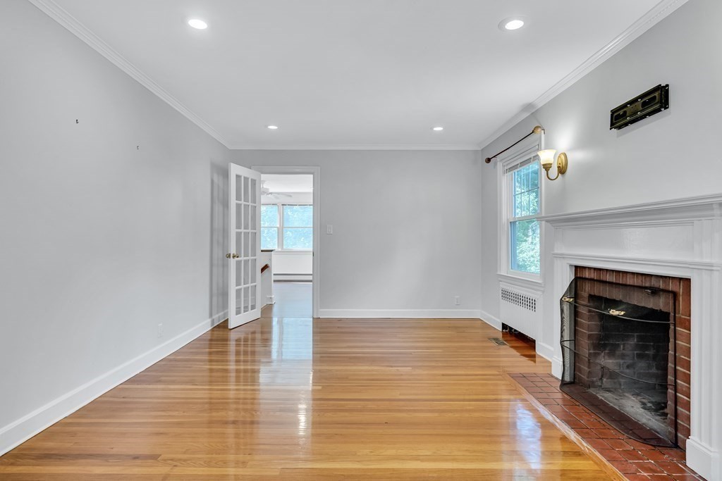 100 Summit Ave