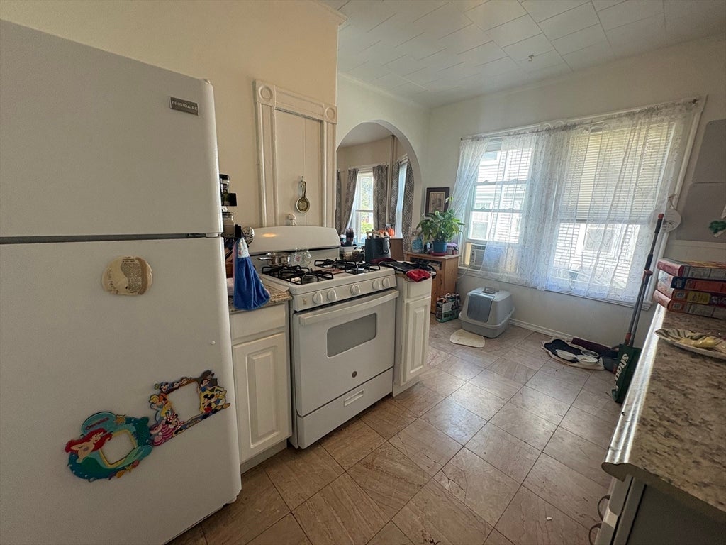 51 Cypress St #1, Watertown, MA, 51 Cypress St #1, Watertown, MA Photo #12
