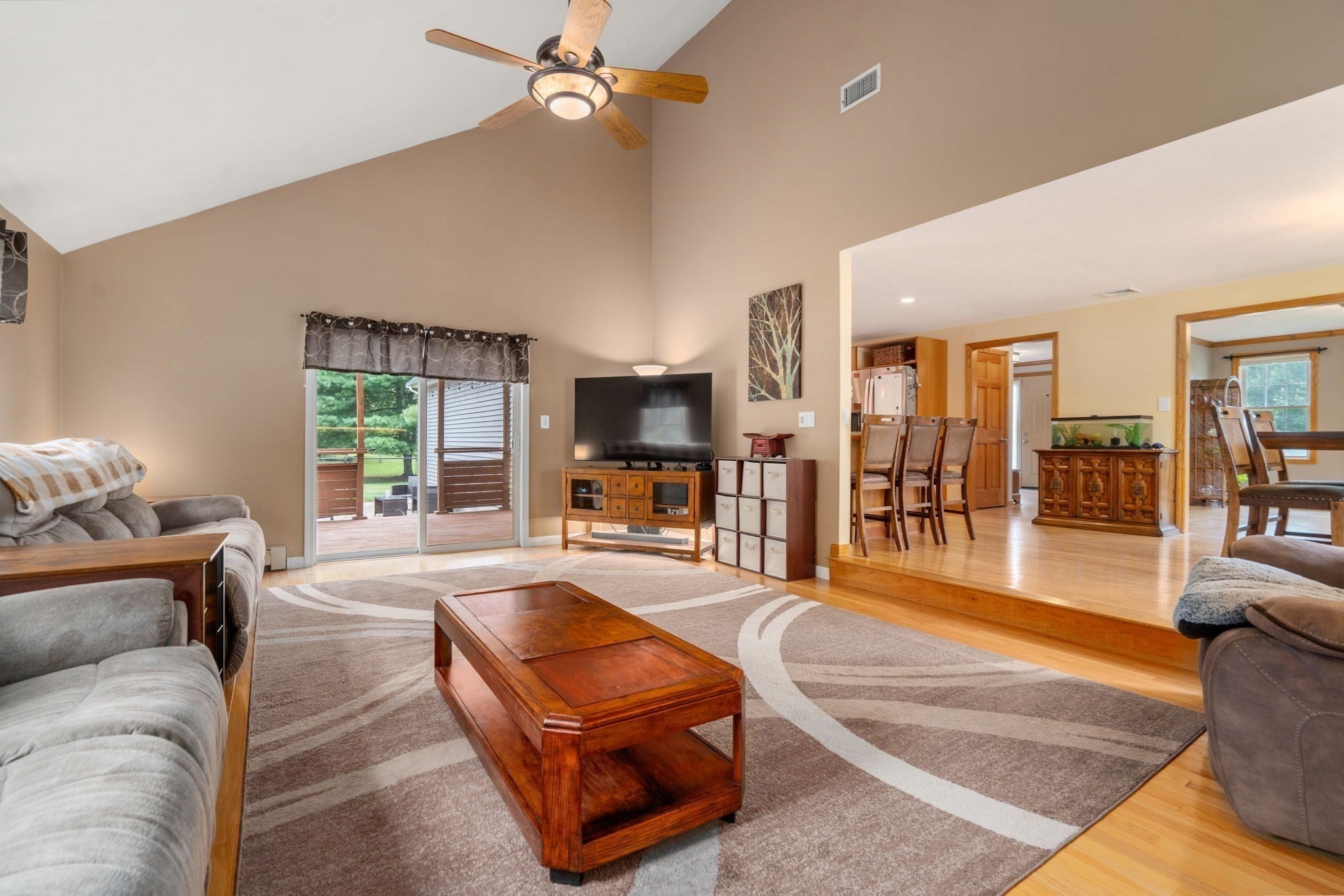 120 North Ave, Mendon, MA, 120 North Ave, Mendon, MA Photo #15