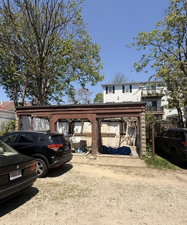 630 Maple St, Fall River, MA, 630 Maple St, Fall River, MA Photo #4