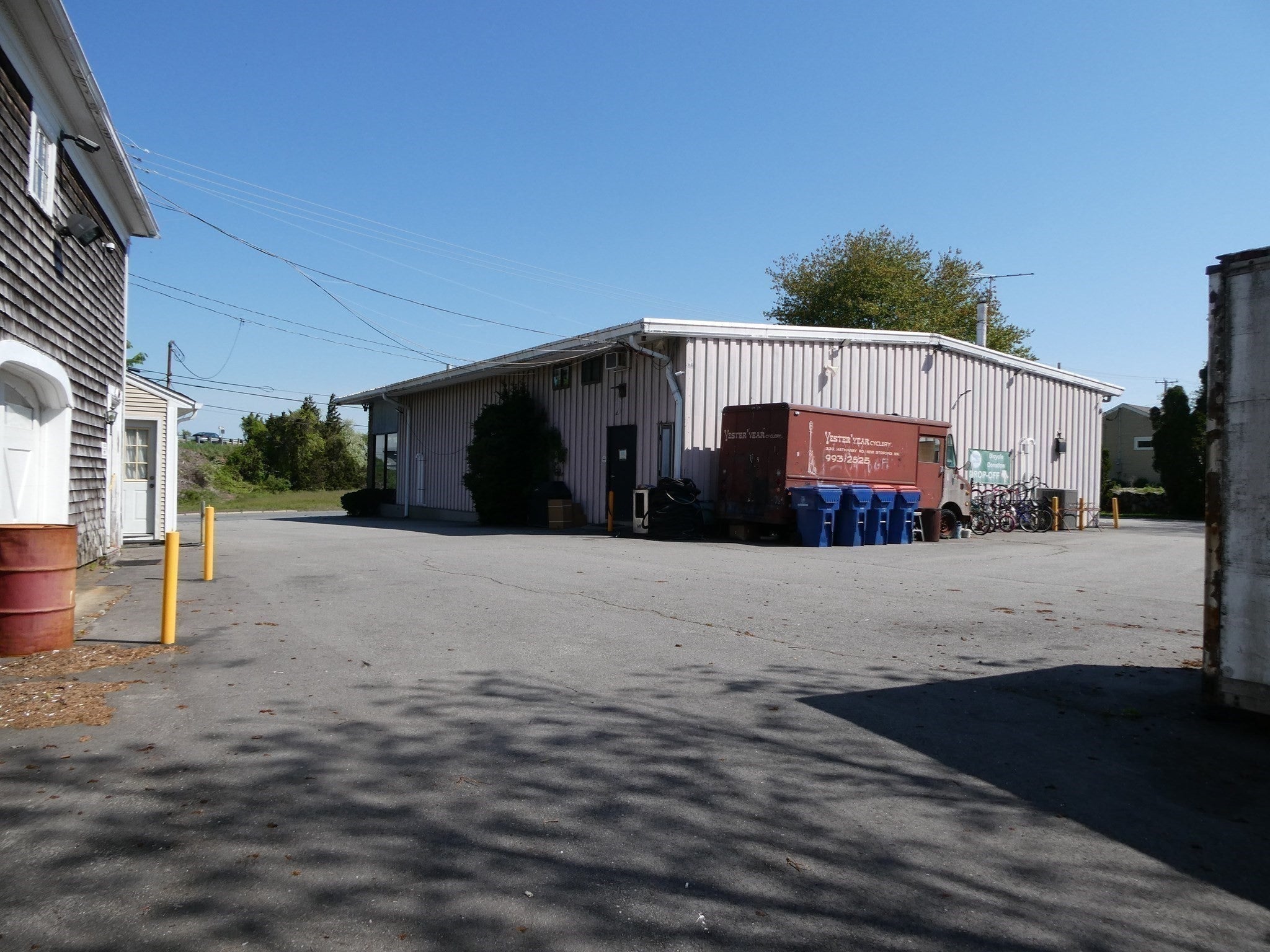 330 Hathaway Rd