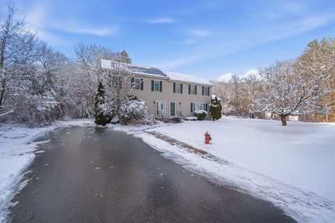 7 Carlys Way 7 Rockland MA 02370