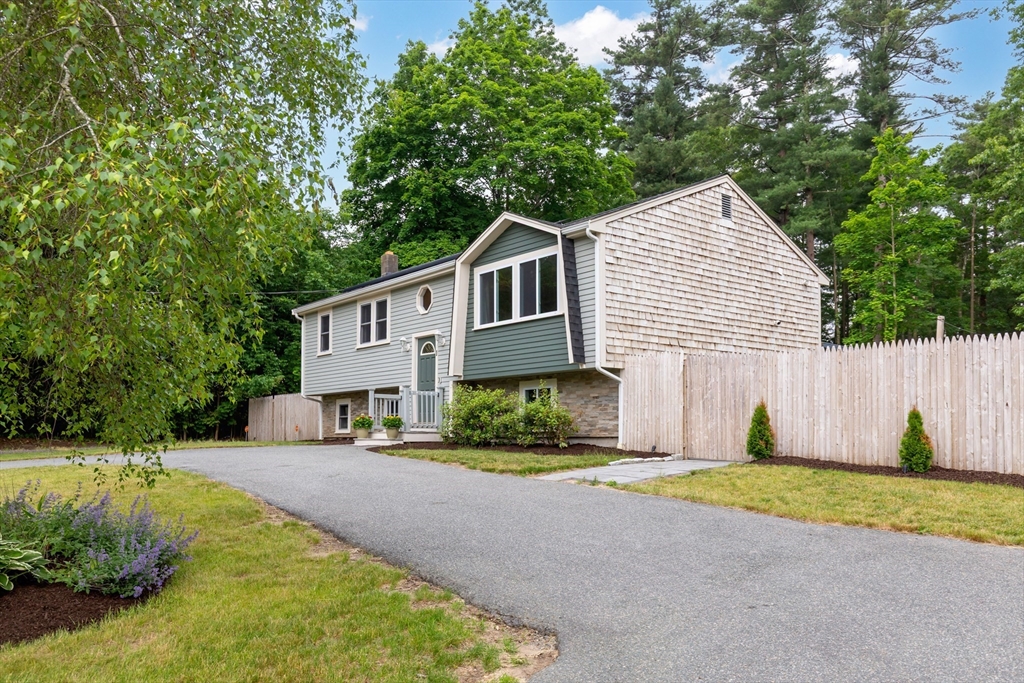 1 Lakenham Dr