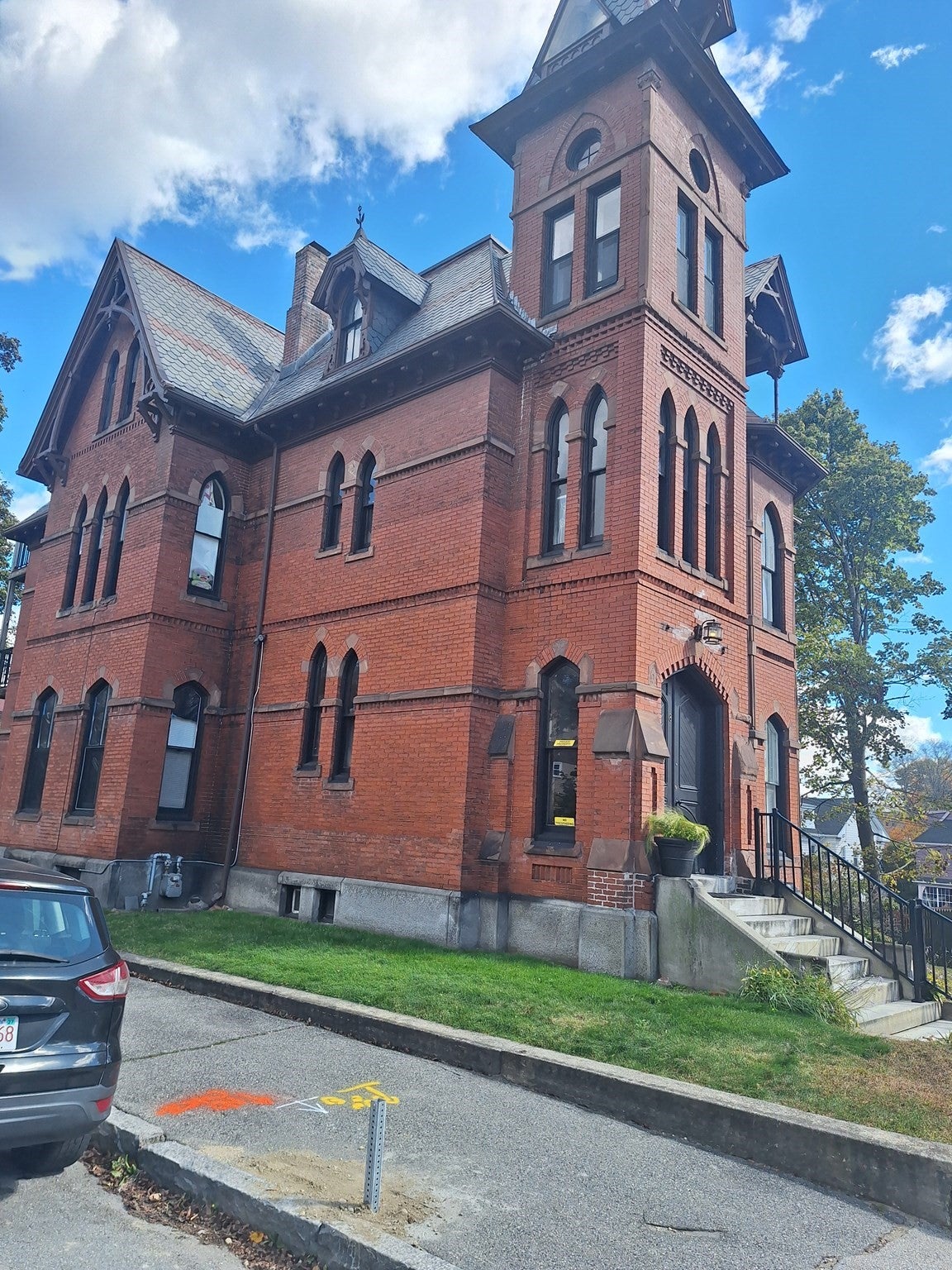 8 Claremont 1 A