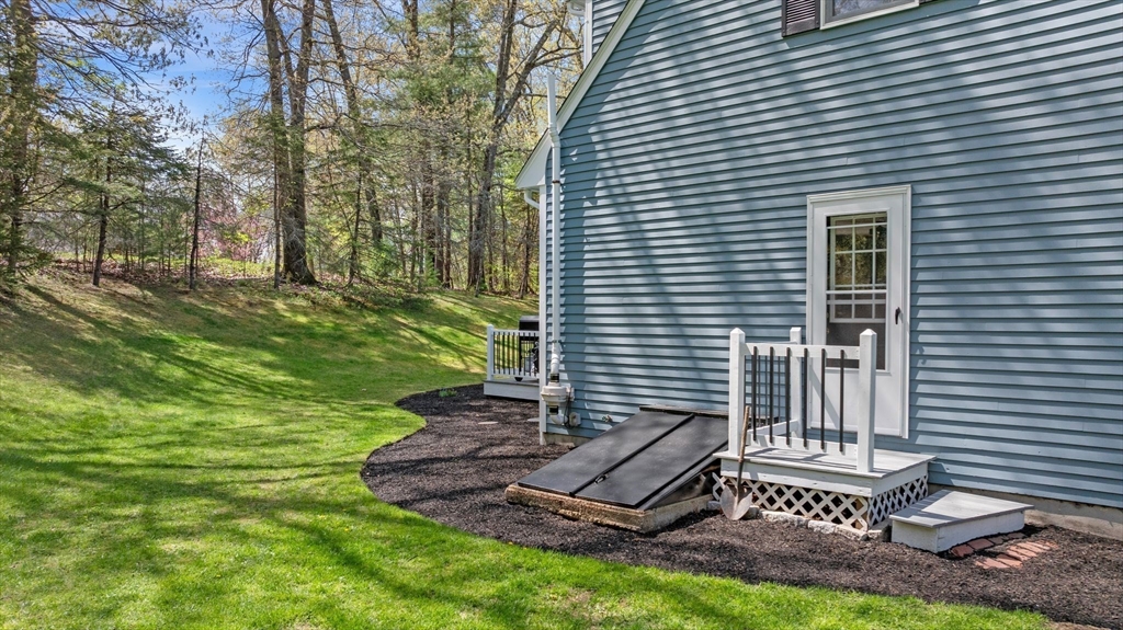 65 Center St, Groveland, MA Photo #12