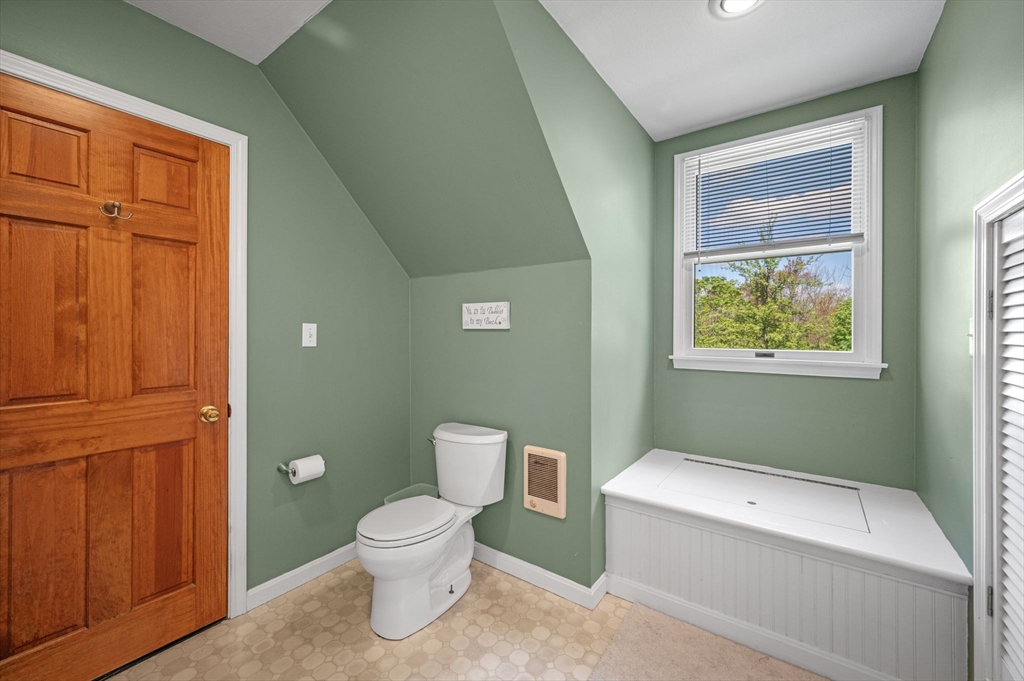 65 Center St, Groveland, MA Photo #34