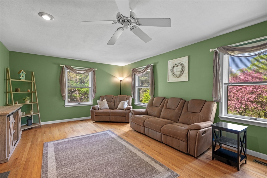 65 Center St, Groveland, MA Photo #28