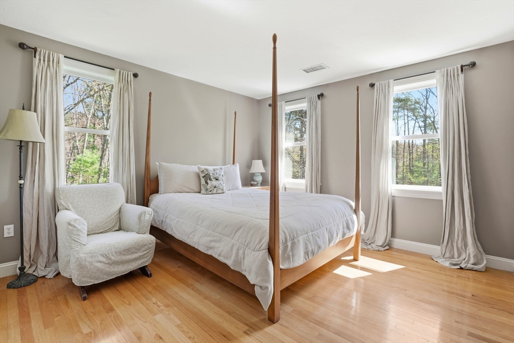 11 Hoop Pole Ln, Norwell, MA, 11 Hoop Pole Ln, Norwell, MA Photo #22