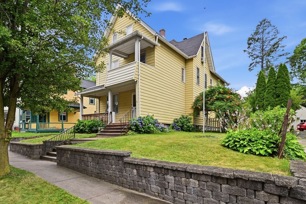 108 Grape St, Chicopee, MA Photo #2