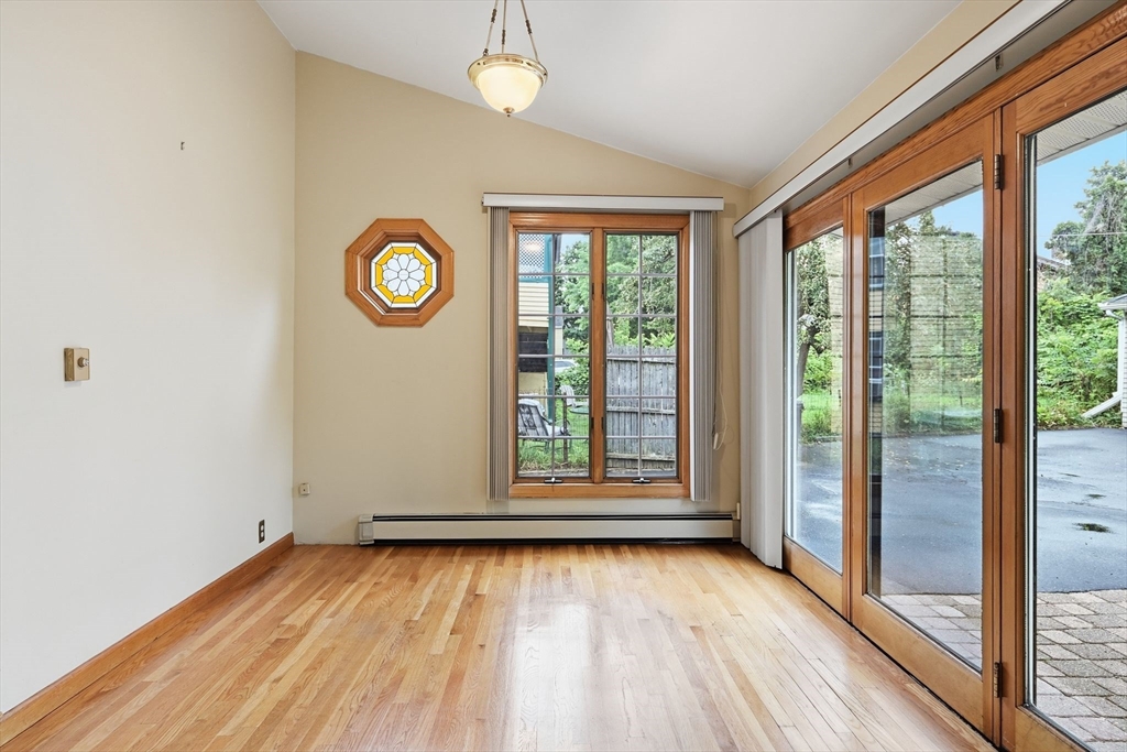 108 Grape St, Chicopee, MA Photo #14