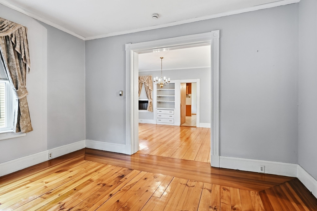 108 Grape St, Chicopee, MA Photo #4