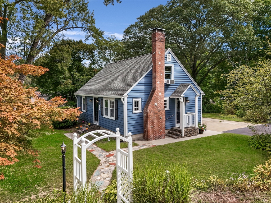 88 Nicholas Ave