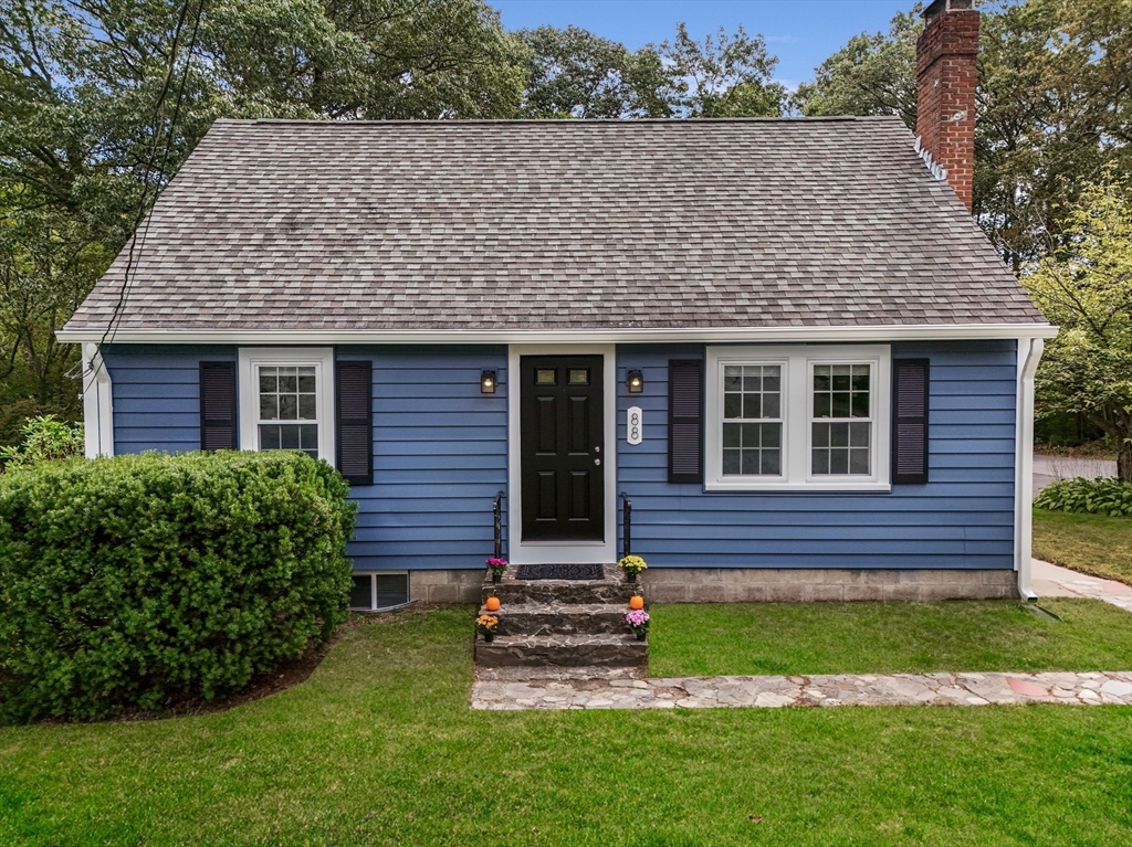 88 Nicholas Ave