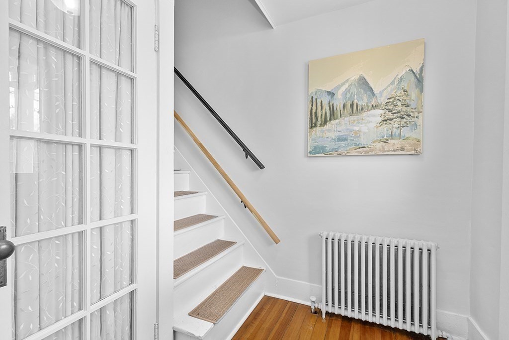 33 Pleasant St, Hopkinton, MA Photo #32