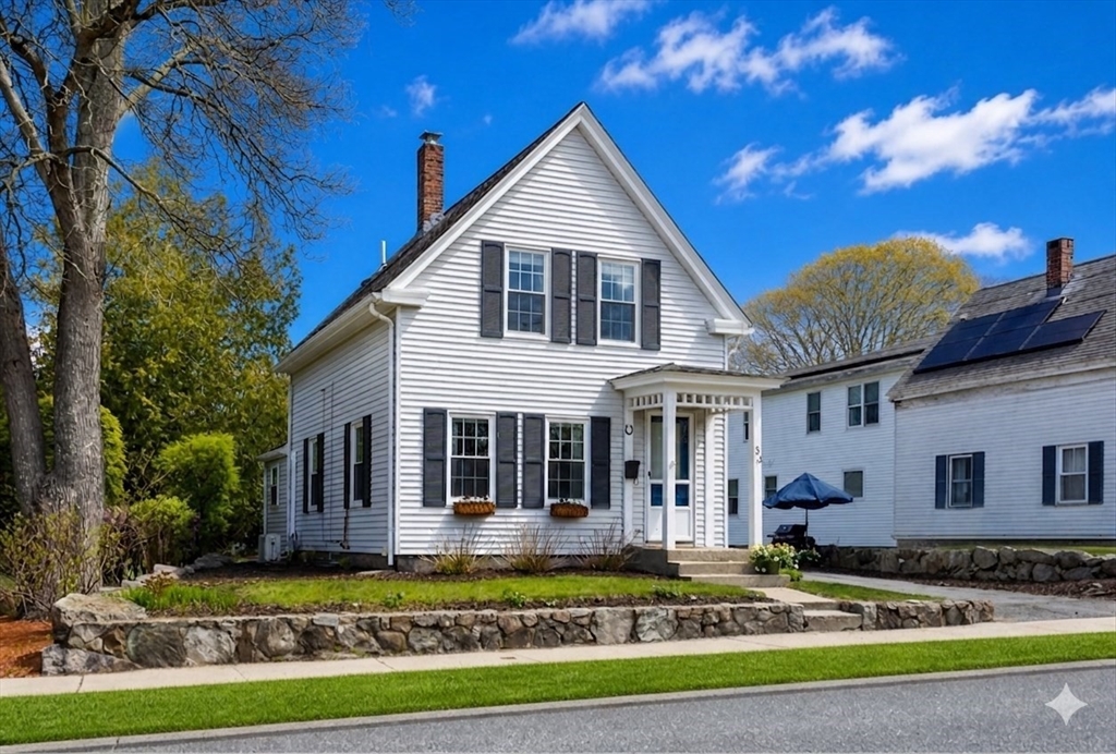 33 Pleasant St, Hopkinton, MA Photo #1