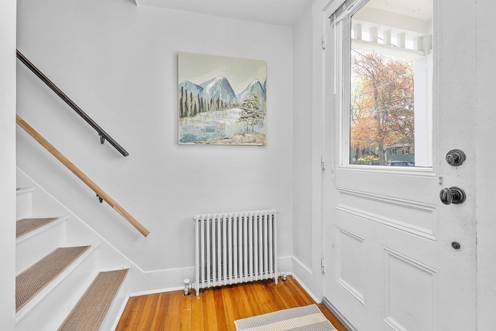 33 Pleasant St, Hopkinton, MA Photo #11