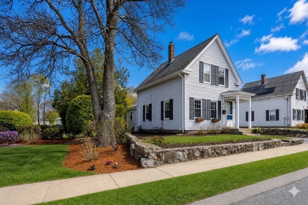 33 Pleasant St, Hopkinton, MA Photo #39