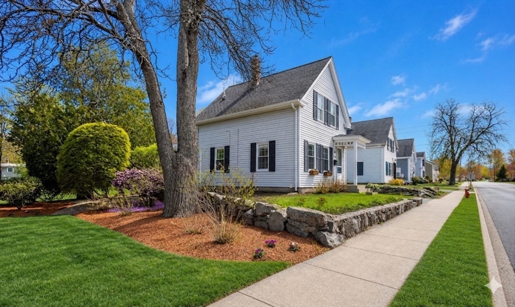 33 Pleasant St