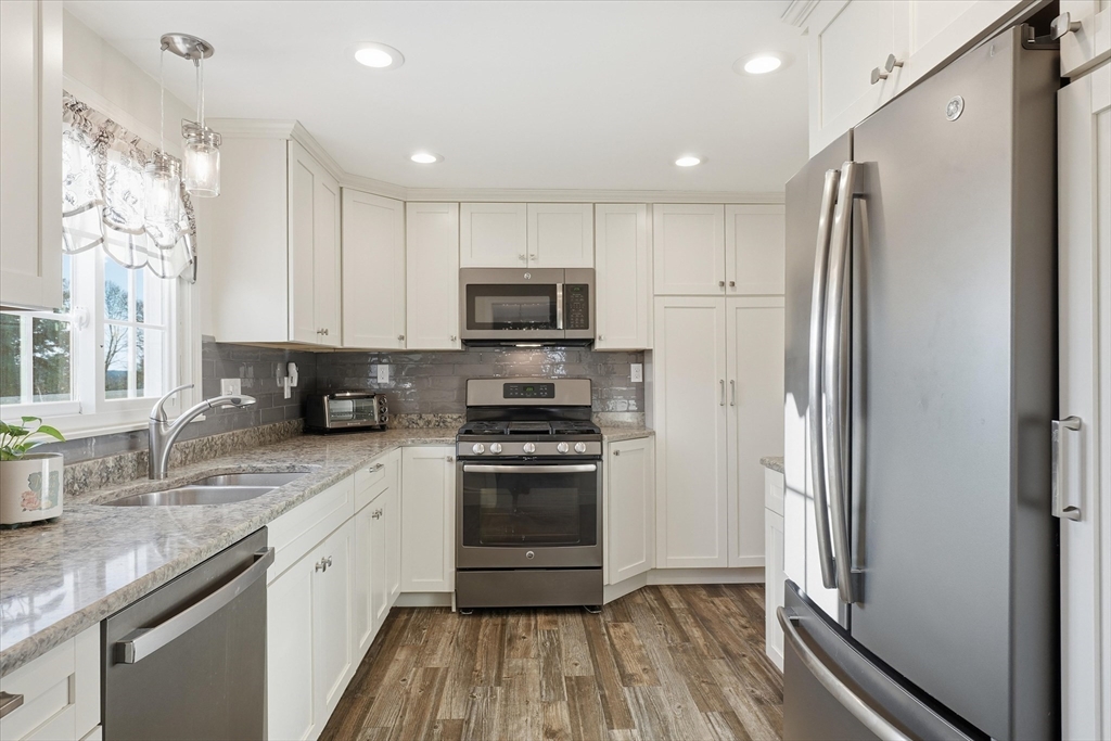 387 Massachusetts Ave