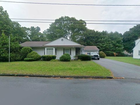 Photo of 24 Highland Ter, Taunton, MA 02780 (MLS # 73520106)