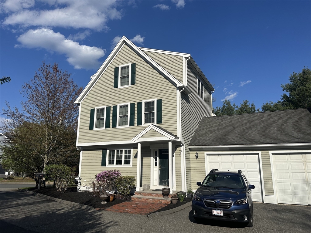 Click for 50 Pickering St. ` ST #1, Danvers, MA slideshow