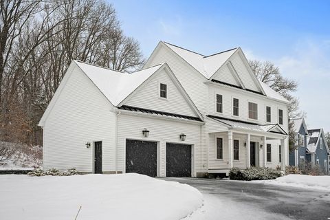 Photo of 14 Cortland Way, Grafton, MA 01519 (MLS # 73479370)